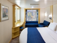Navigator of the Seas Innenkabinen - Promenade View Kabine mit Verbindungstür