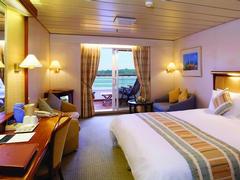 MS Artania Suiten