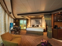 Norwegian Pearl Suiten - The Haven Deluxe Owner's Suite