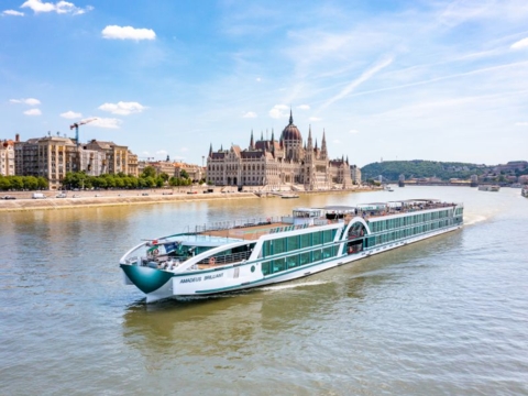 Amadeus Brilliant Last Minute Kreuzfahrt 2023 buchen