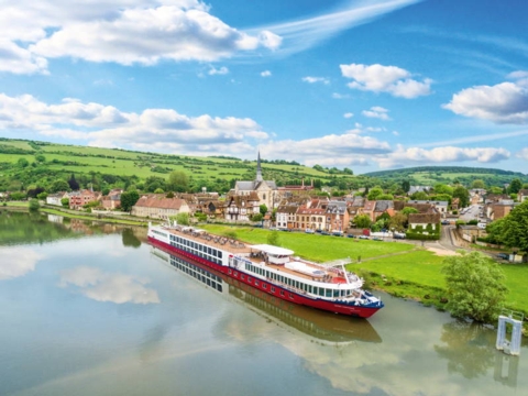 Seine Comtesse Kreuzfahrt Reisen 2023 buchen